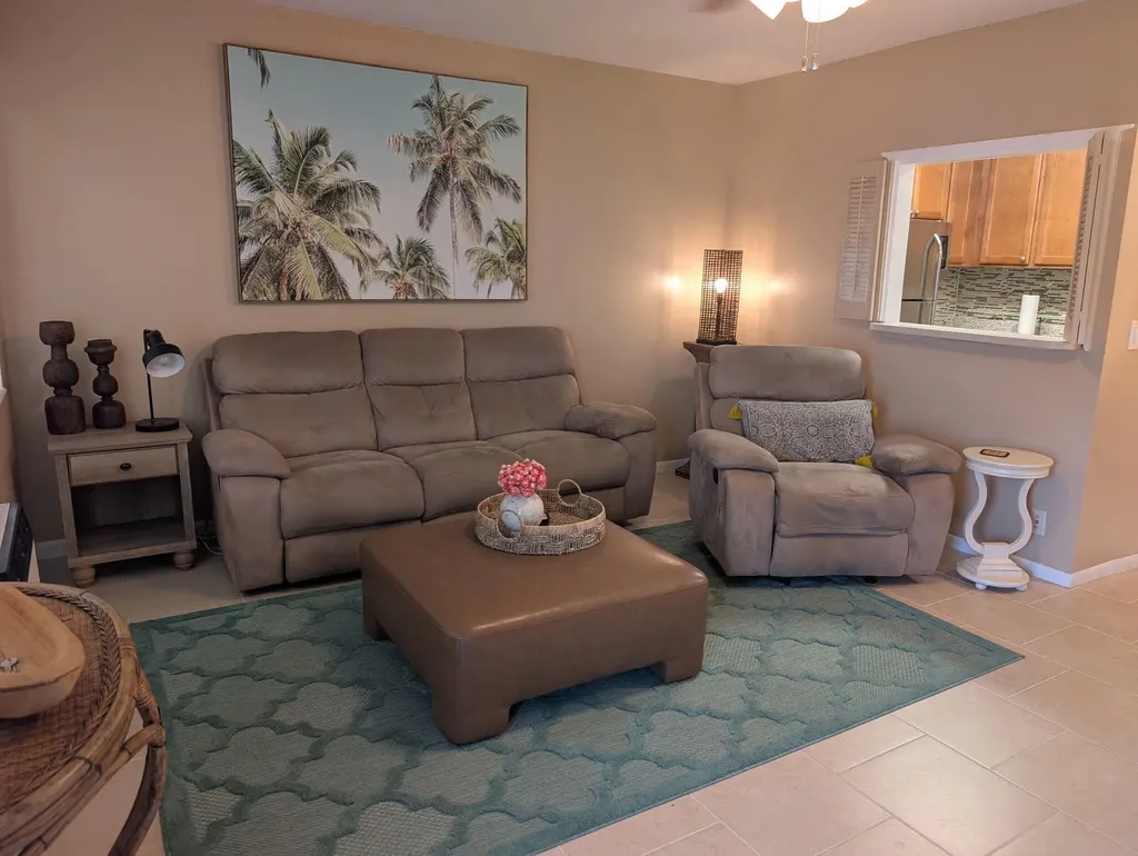 190 Easthampton H West Palm Beach FL 33417
