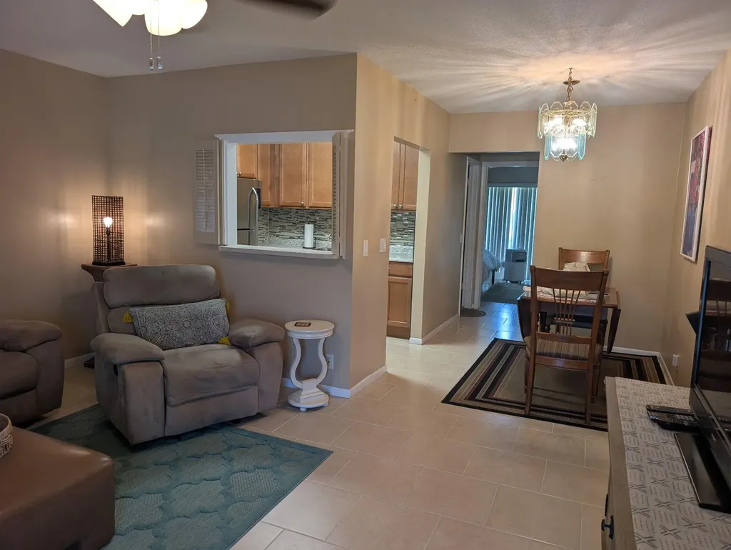 190 Easthampton H West Palm Beach FL 33417