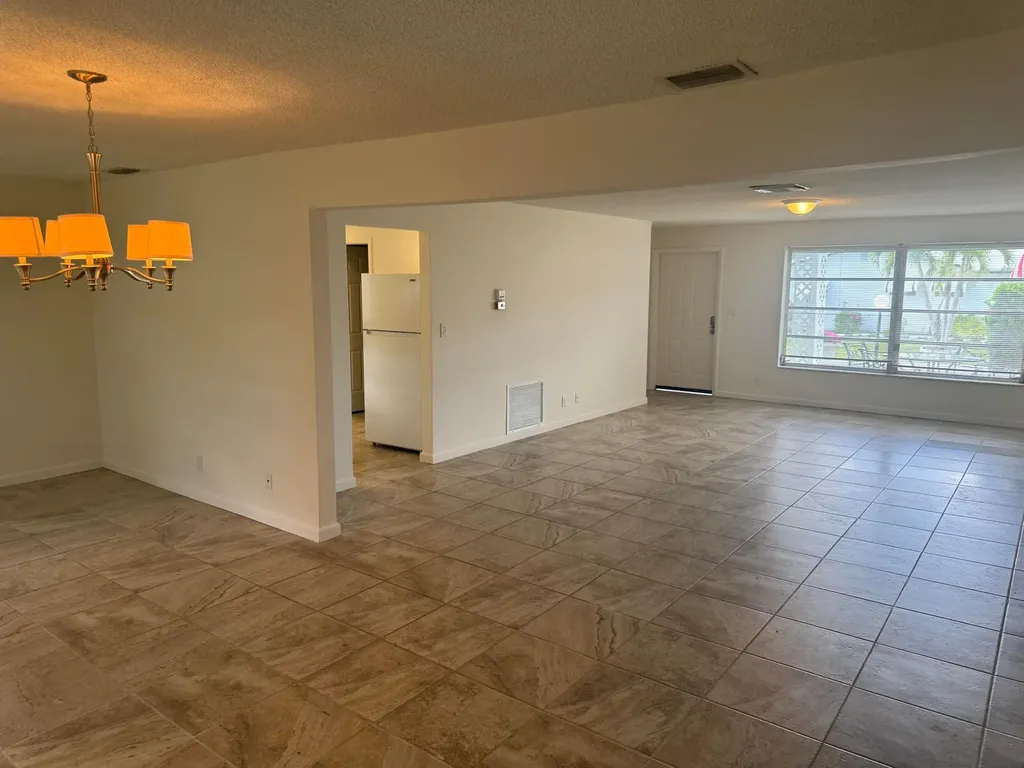 100 NW 27th Street Pompano Beach FL 33064