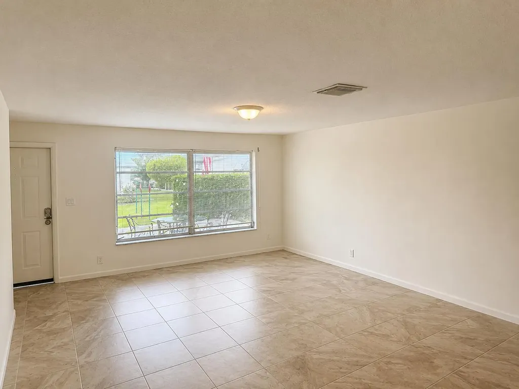100 NW 27th Street Pompano Beach FL 33064