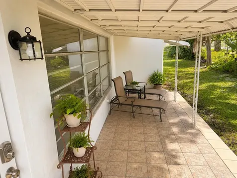 100 NW 27th Street Pompano Beach FL 33064