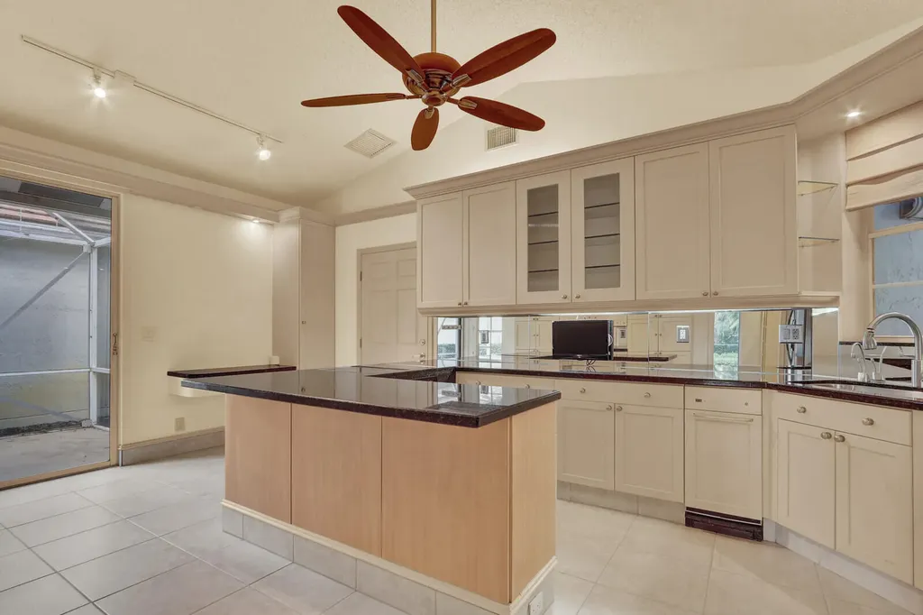 12751 Touchstone Place Palm Beach Gardens FL 33418