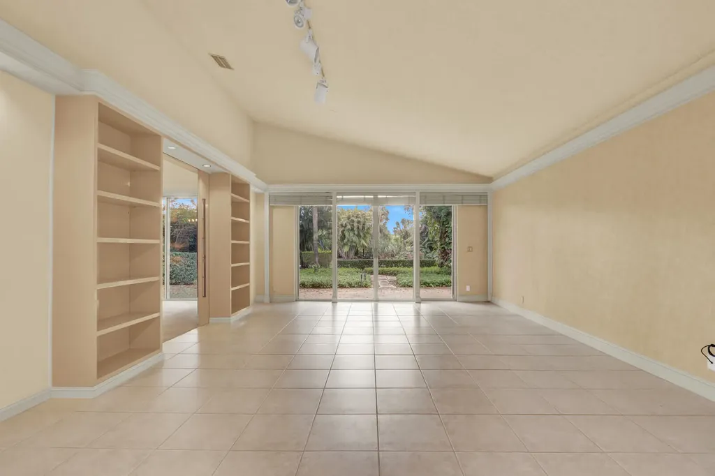 12751 Touchstone Place Palm Beach Gardens FL 33418