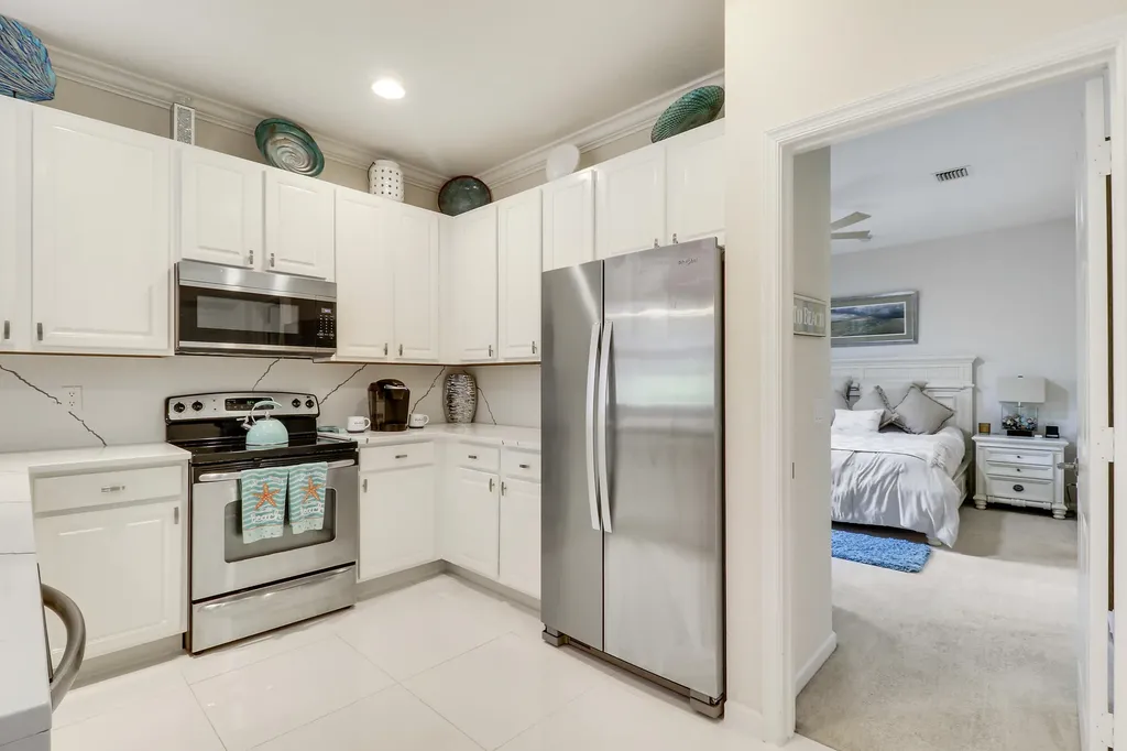 10118 SW Canossa Way Port St Lucie FL 34986