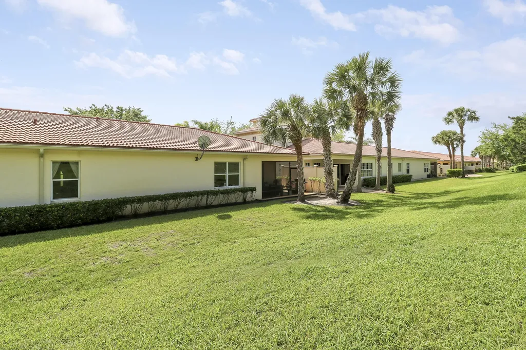 10118 SW Canossa Way Port St Lucie FL 34986