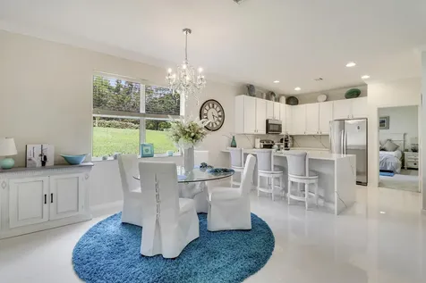 10118 SW Canossa Way Port St Lucie FL 34986