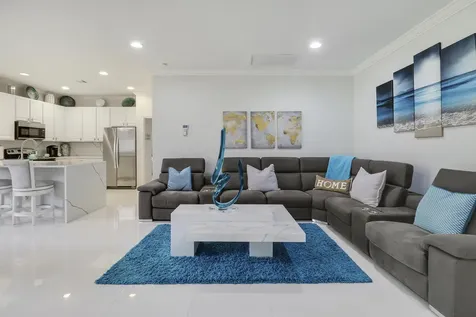 10118 SW Canossa Way Port St Lucie FL 34986