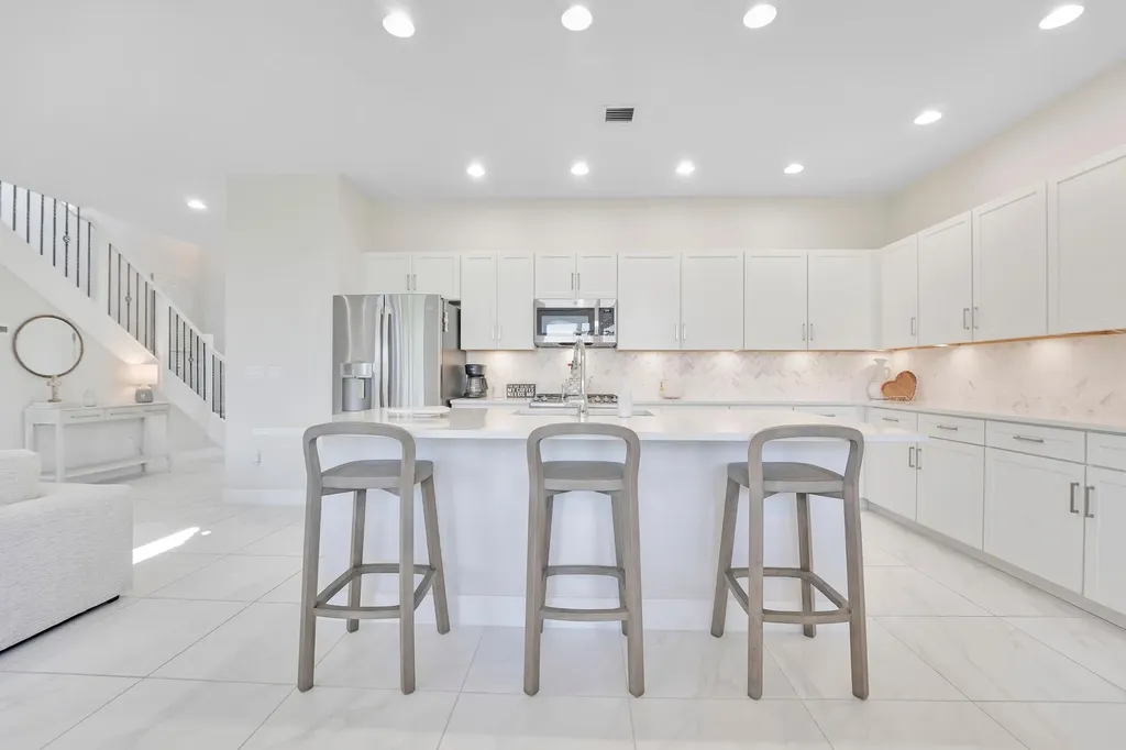 16187 Sandy Shore Drive Westlake FL 33470