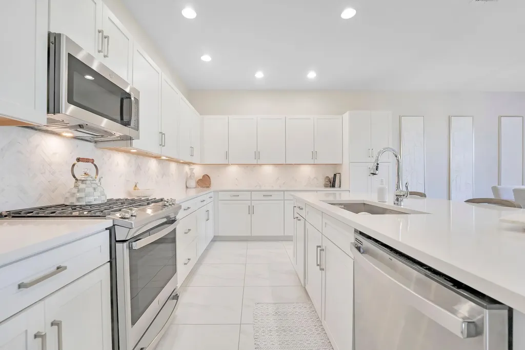 16187 Sandy Shore Drive Westlake FL 33470