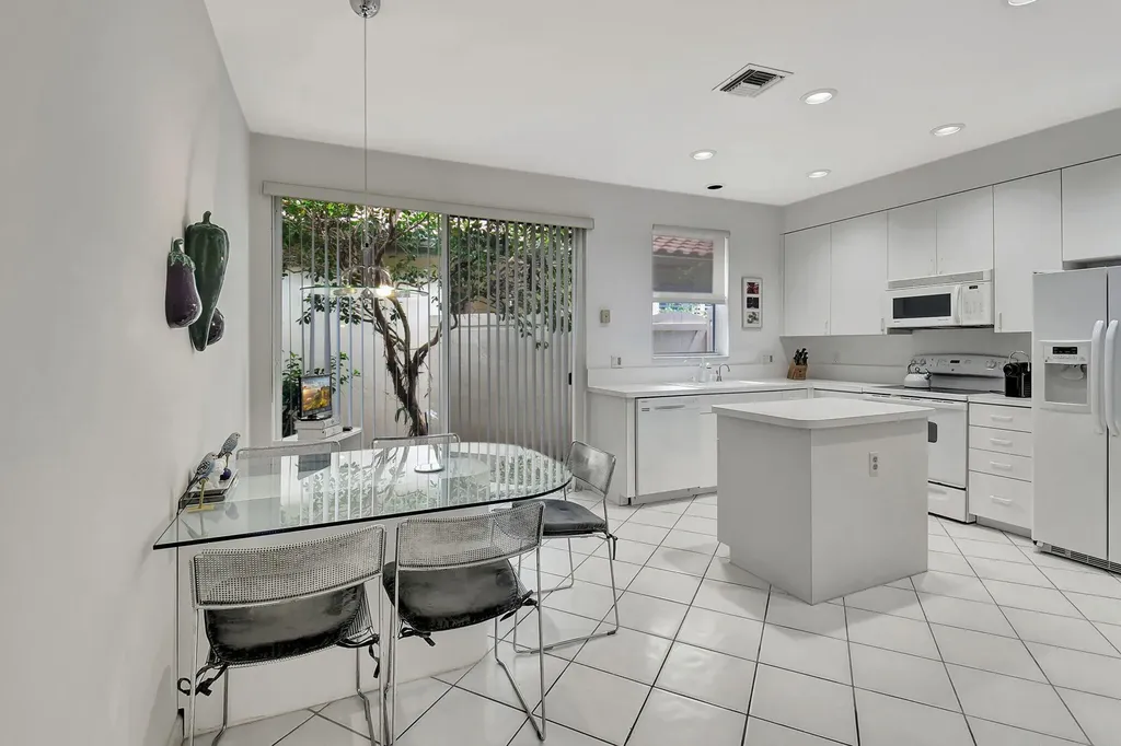 5152 NW 26th Circle Boca Raton FL 33496