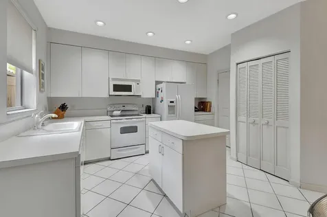 5152 NW 26th Circle Boca Raton FL 33496