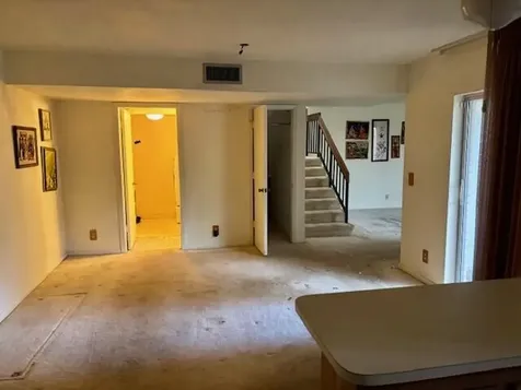 8201 SW 24th Street North Lauderdale FL 33068