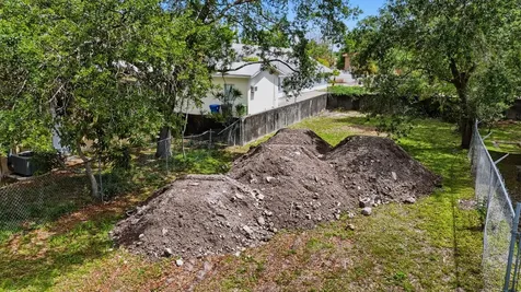438 NW 13th Avenue Fort Lauderdale FL 33311