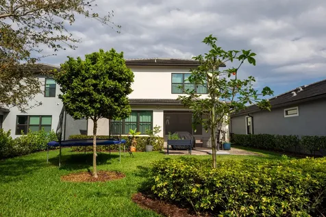 4601 E Pinehurst Trail Trail E Oakland Park FL 33309
