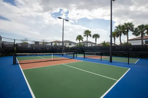 4601 E Pinehurst Trail Trail E Oakland Park FL 33309
