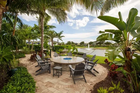 4601 E Pinehurst Trail Trail E Oakland Park FL 33309