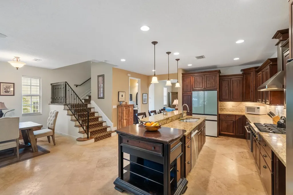 218 N Palmway Lake Worth Beach FL 33460