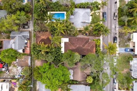 218 N Palmway Lake Worth Beach FL 33460