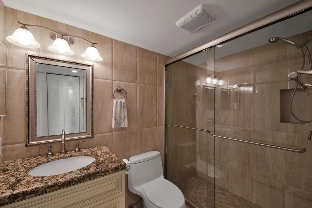 10223 N Circle Lake Drive Boynton Beach FL 33437