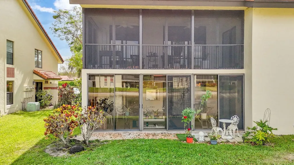 10223 N Circle Lake Drive Boynton Beach FL 33437