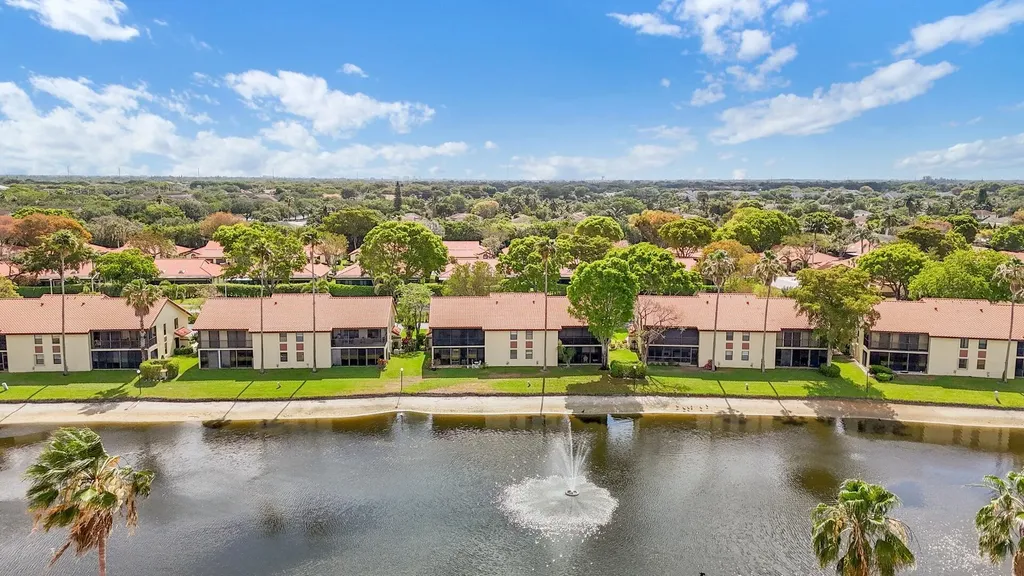 10223 N Circle Lake Drive Boynton Beach FL 33437