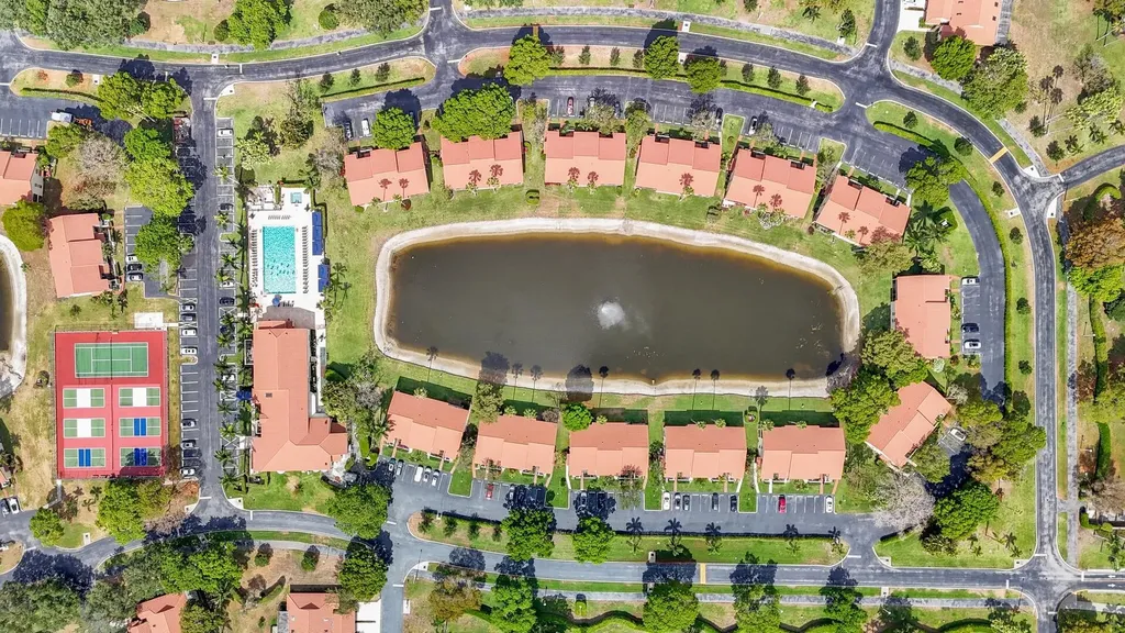 10223 N Circle Lake Drive Boynton Beach FL 33437