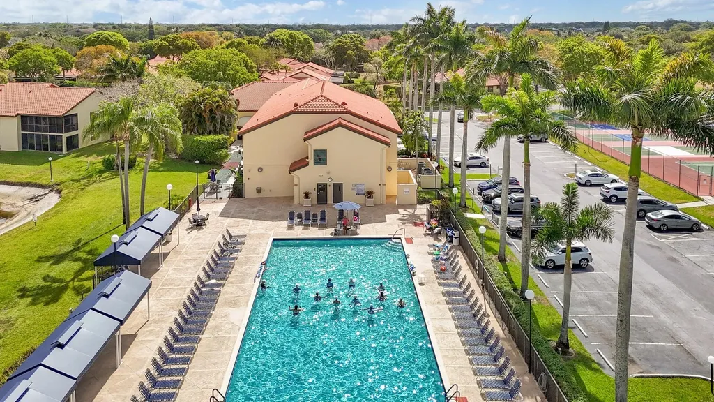 10223 N Circle Lake Drive Boynton Beach FL 33437