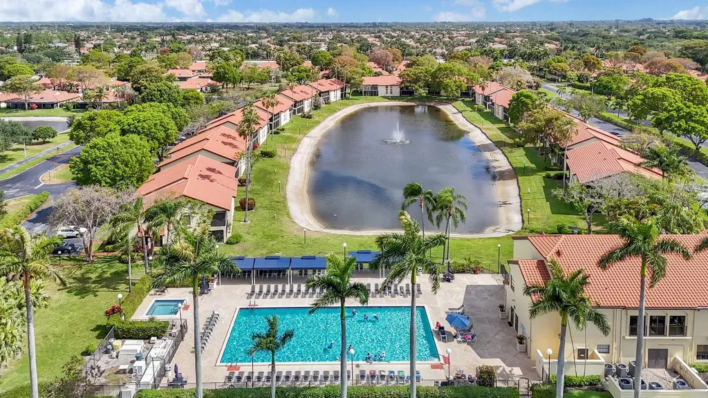 10223 N Circle Lake Drive Boynton Beach FL 33437