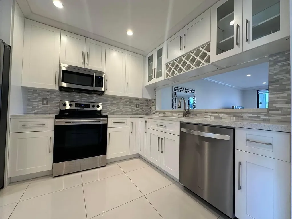 10630 NW 14th Street Plantation FL 33322
