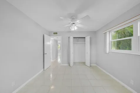 49 Hastings West Palm Beach FL 33417