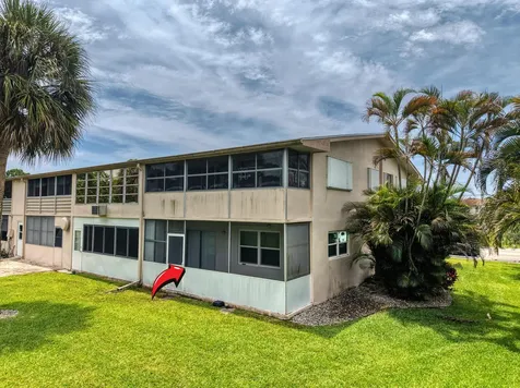 49 Hastings West Palm Beach FL 33417