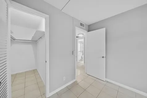 49 Hastings West Palm Beach FL 33417