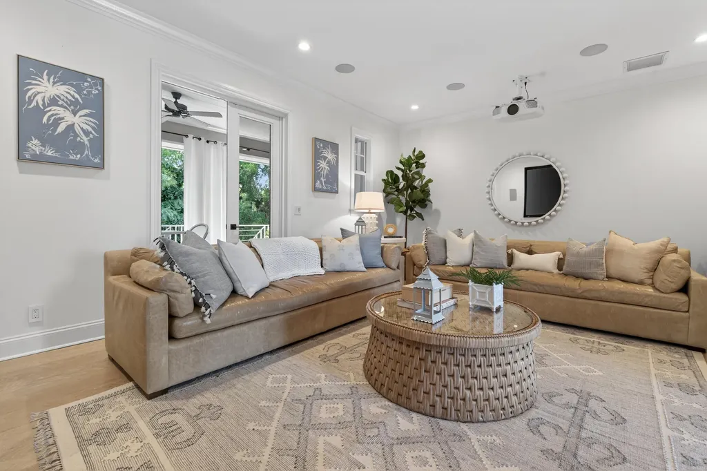 2560 Estates Drive North Palm Beach FL 33410