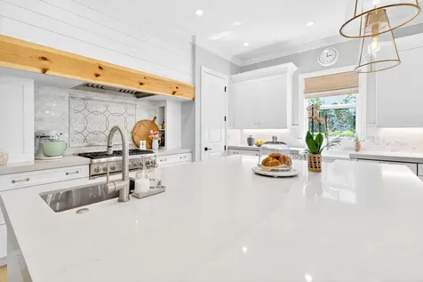 2560 Estates Drive North Palm Beach FL 33410