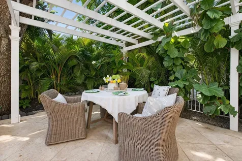 2560 Estates Drive North Palm Beach FL 33410