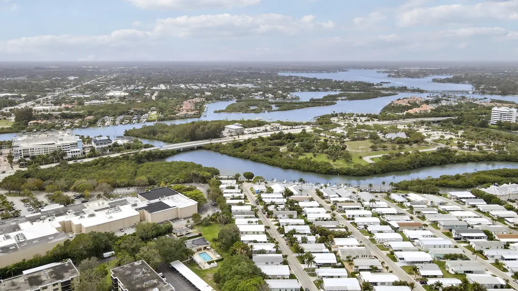 400 N Hwy A1a Jupiter FL 33477