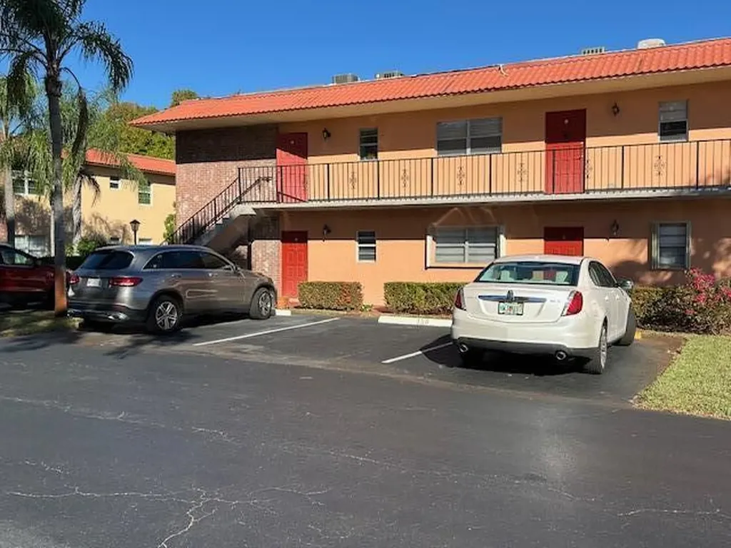 1925 SW Palm City Road Stuart FL 34994