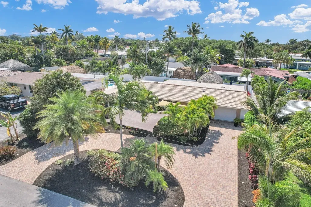 1616 SE 4th Street Deerfield Beach FL 33441