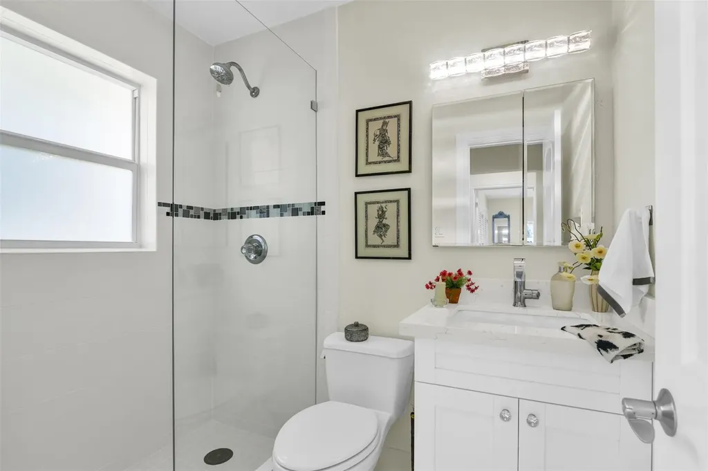 1616 SE 4th Street Deerfield Beach FL 33441