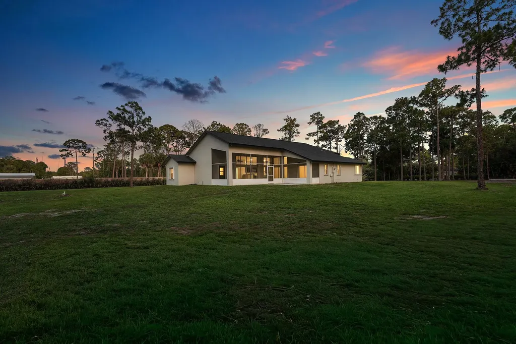 16105 Temple Boulevard The Acreage FL 33470