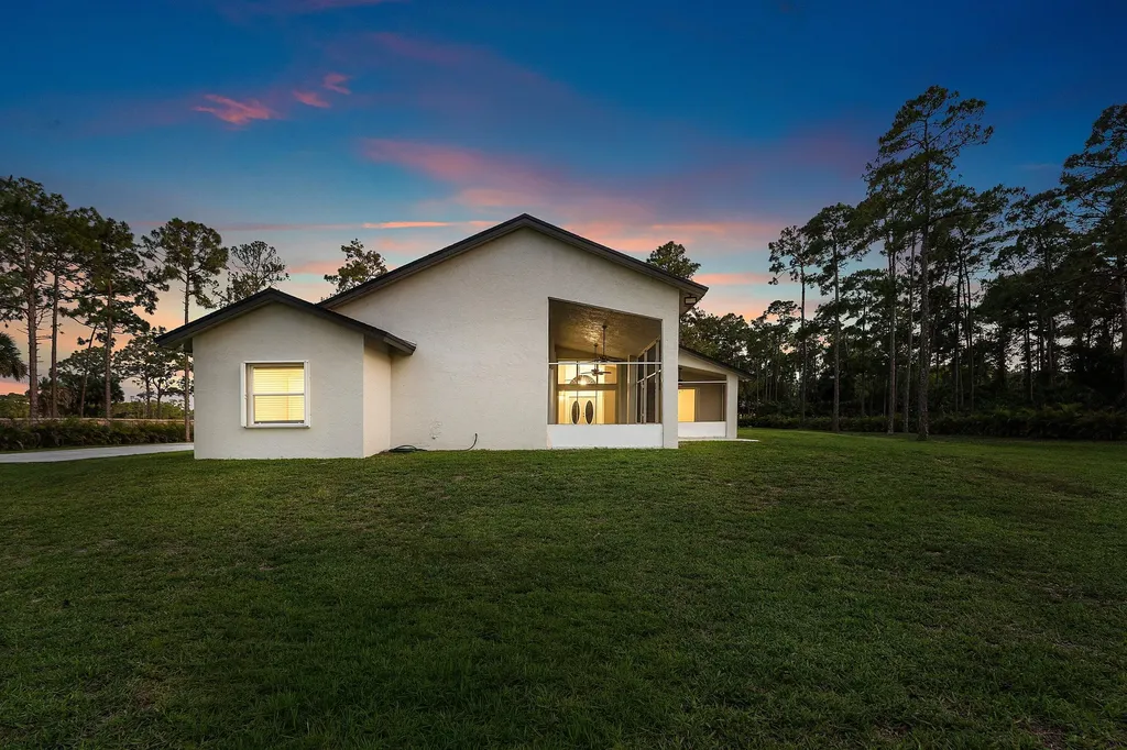 16105 Temple Boulevard The Acreage FL 33470