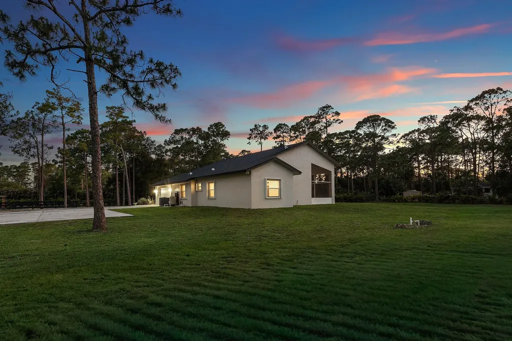 16105 Temple Boulevard The Acreage FL 33470