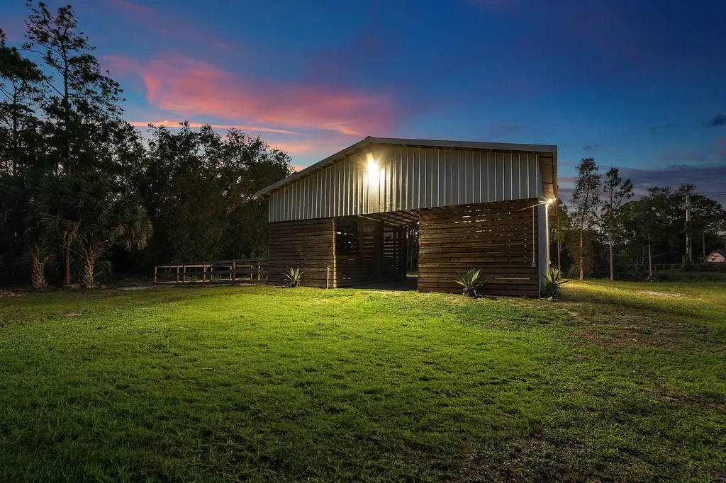 16105 Temple Boulevard The Acreage FL 33470