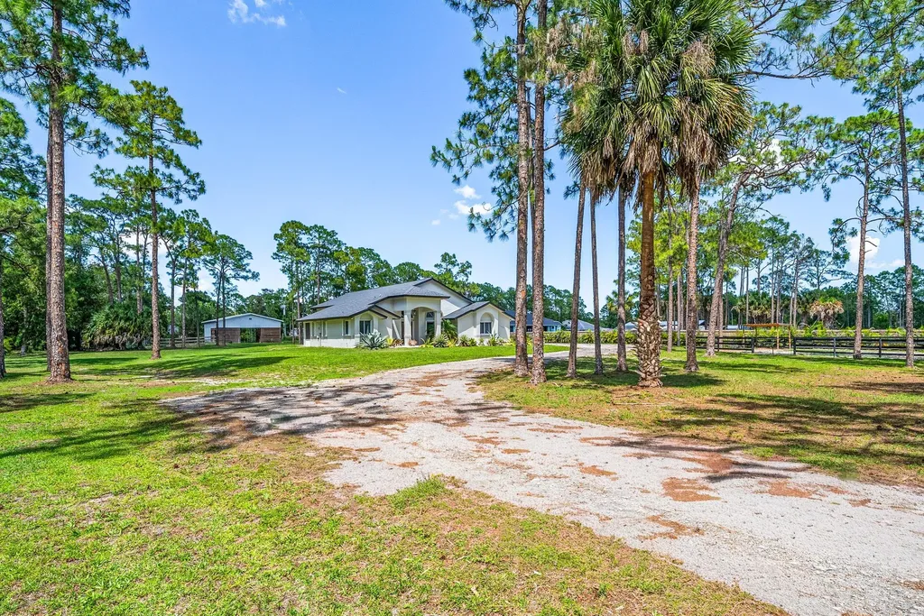 16105 Temple Boulevard The Acreage FL 33470