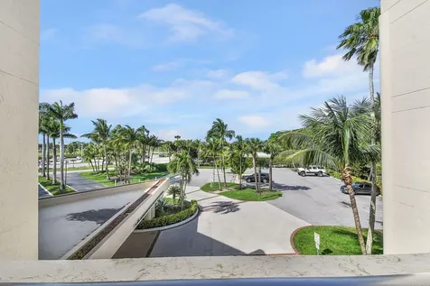 221 NE Plantation Road Hutchinson Island FL 34996