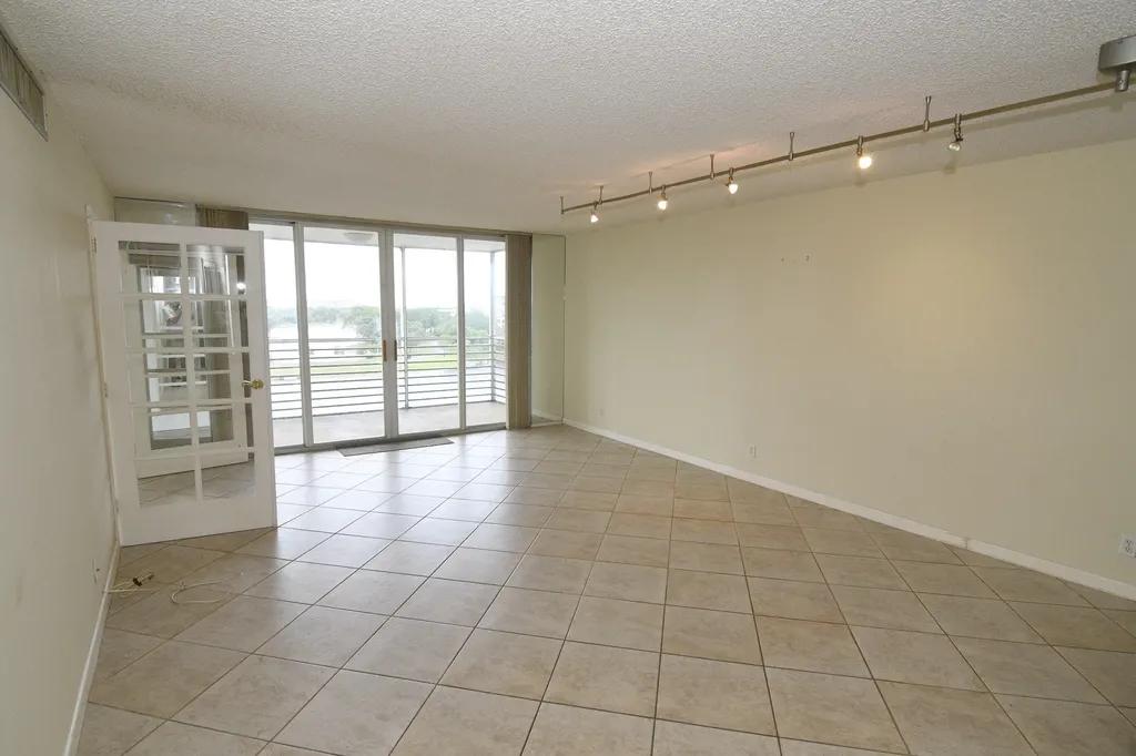 3095 N Course Drive Pompano Beach FL 33069