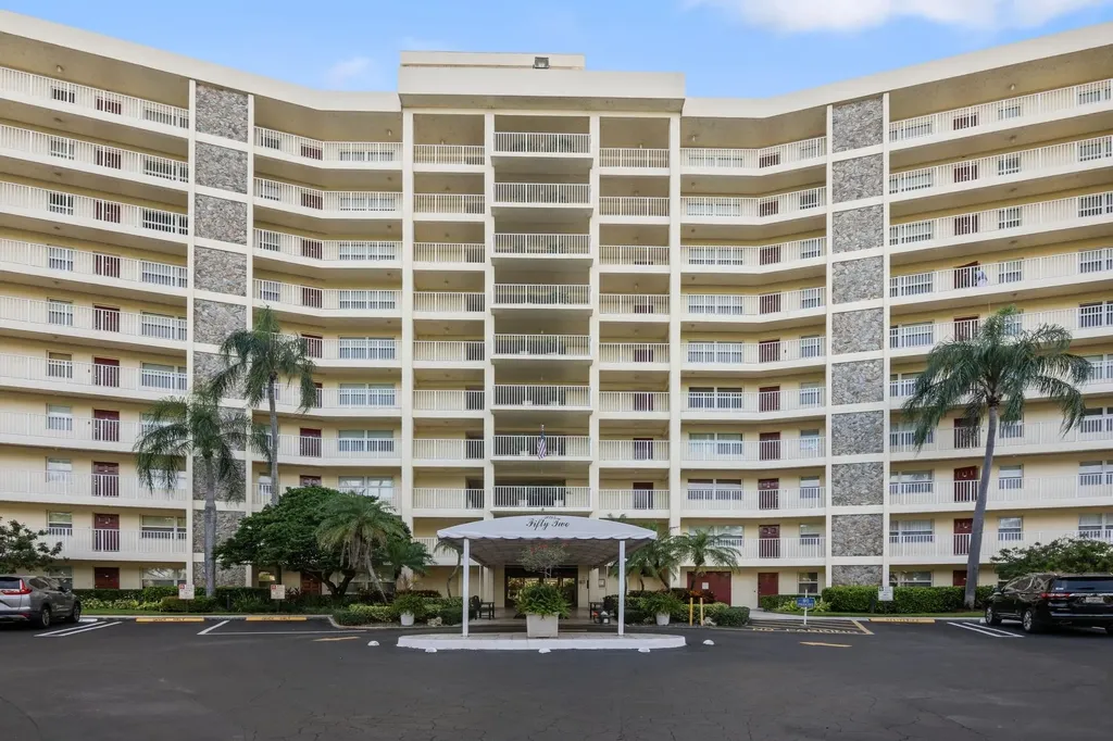 3095 N Course Drive Pompano Beach FL 33069