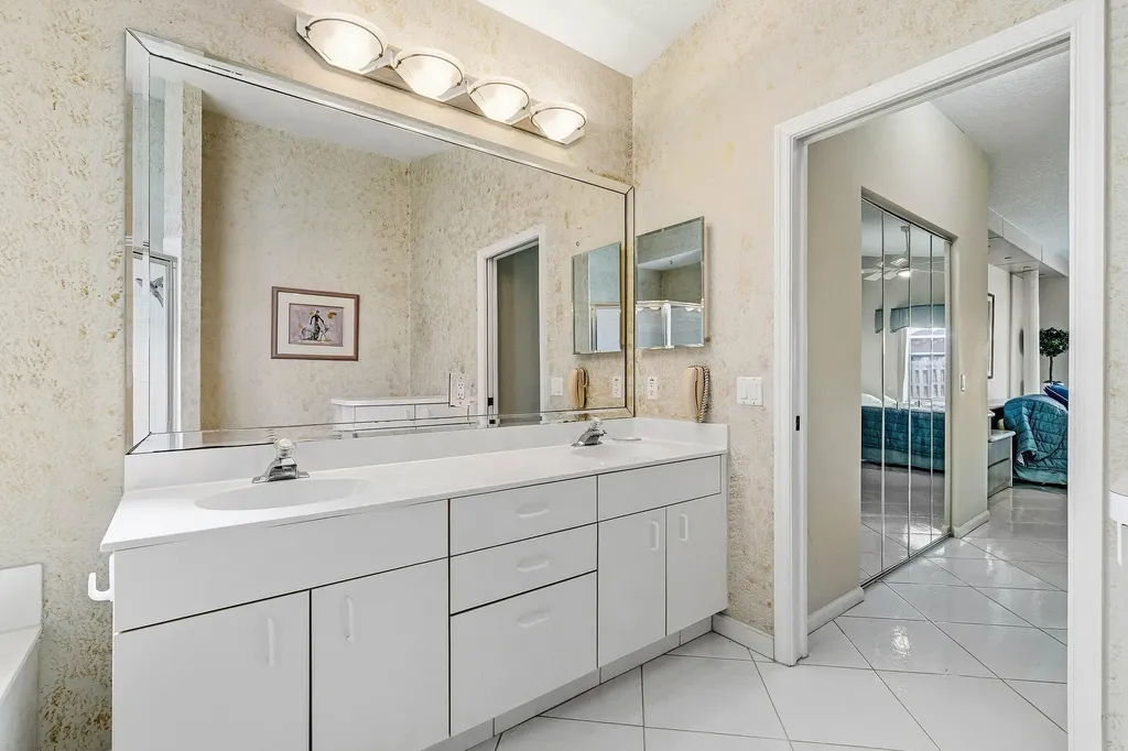 9779 Lemonwood Drive Boynton Beach FL 33437
