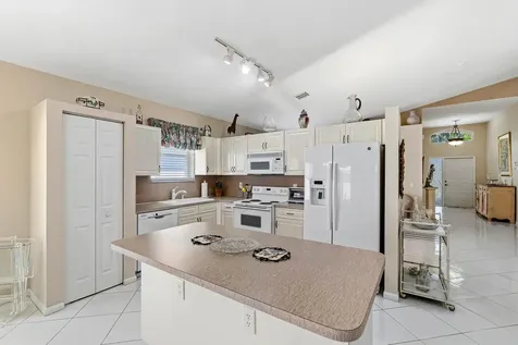9779 Lemonwood Drive Boynton Beach FL 33437