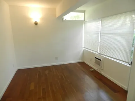 141 West Court Royal Palm Beach FL 33411